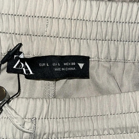 ZARA | Pearl Gray | NYLON BLEND SHORTS - Picture 10 of 13